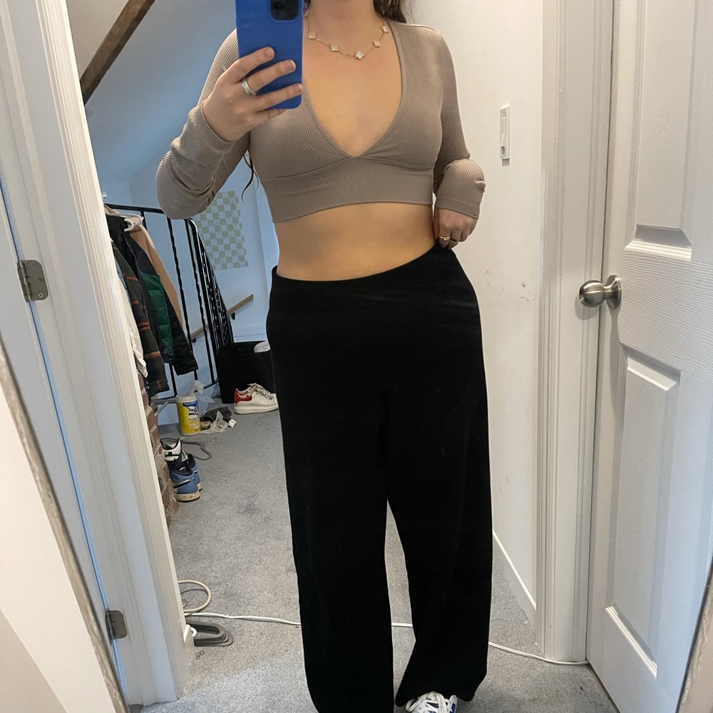 Garage ribbed crop top